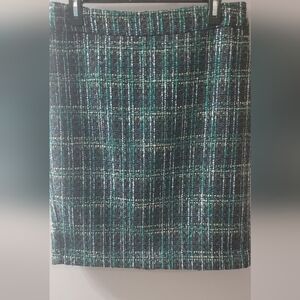 Ann Taylor Plaid Pencil Skirt in Green and Black. Sz 10P